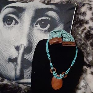 Necklace bracelet set